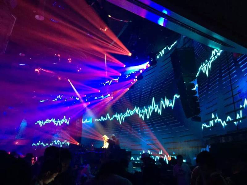 杭州杭州森林酒吧倒闭_杭州v2酒吧_杭州醉爱米兰酒吧