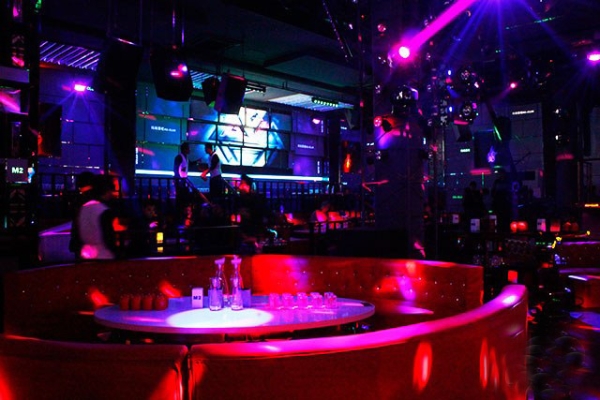 dynacord cobra-2音响系统应用于珠海m2酒吧